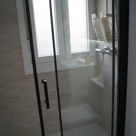 Nuevo, Luminoso, Reformado, Cerca Del Casco Viejo * Bilbau