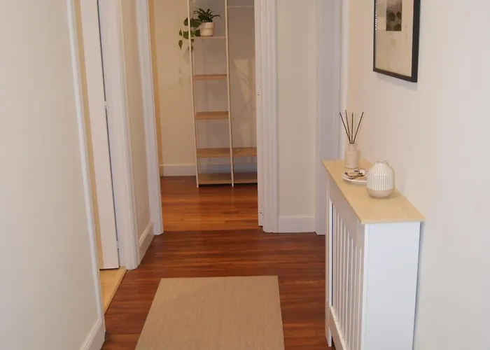 Nuevo, Luminoso, Reformado, Cerca Del Casco Viejo 빌바오